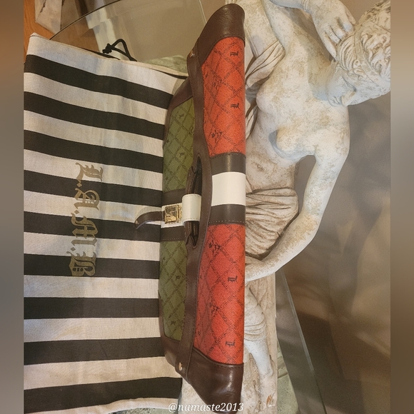 L.A.M.B. by Gwen Stefani Rasta Carlisle Clutch Luxury Designer NWOT Leather #794 - Picture 7 of 17